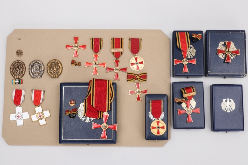 Lot of German medals - Order of Merit of the FRG