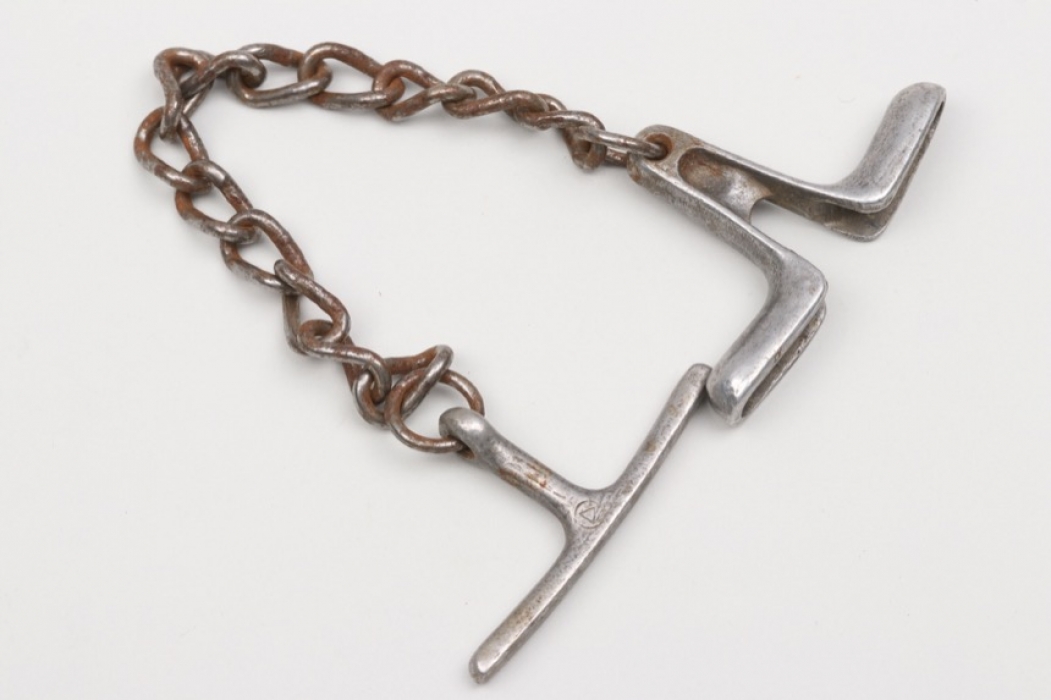 Third Reich Gendarmerie/Police handcuffs "chain nipper"