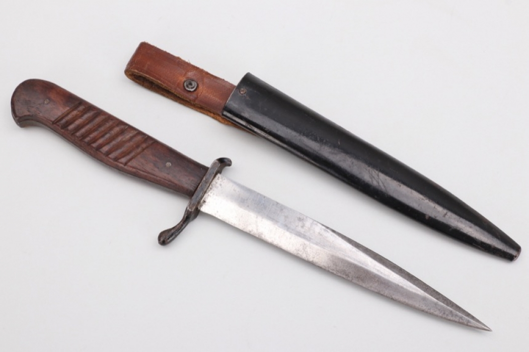 WWI trench knife