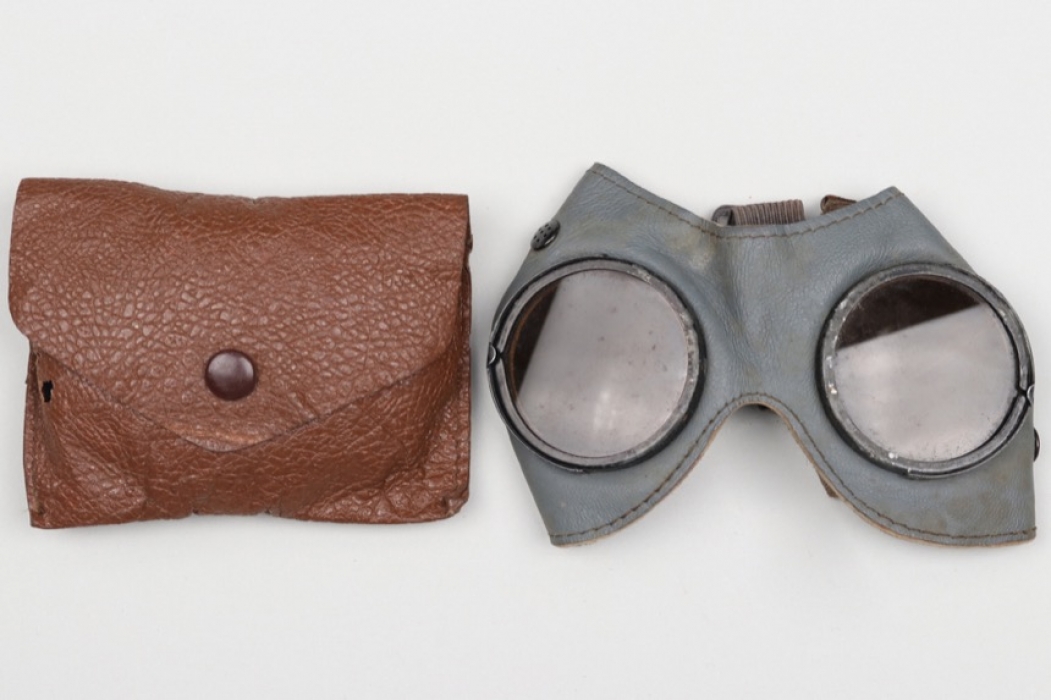 Wehrmacht general purpose goggles in bag