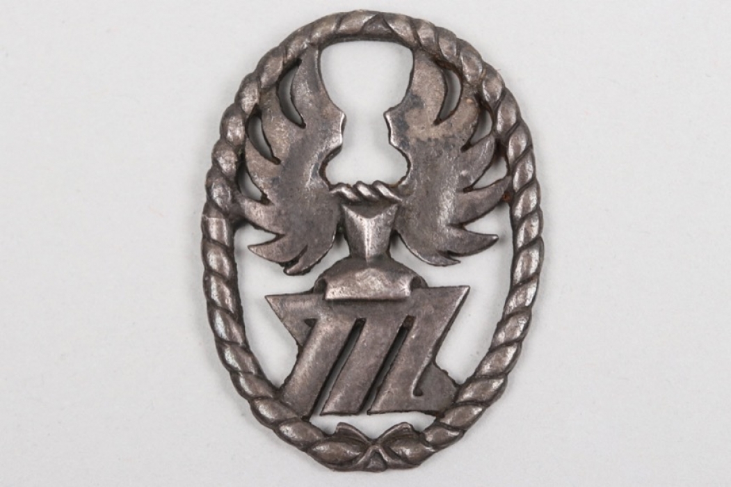 Meindl badge, minus pin, silver with correct markings