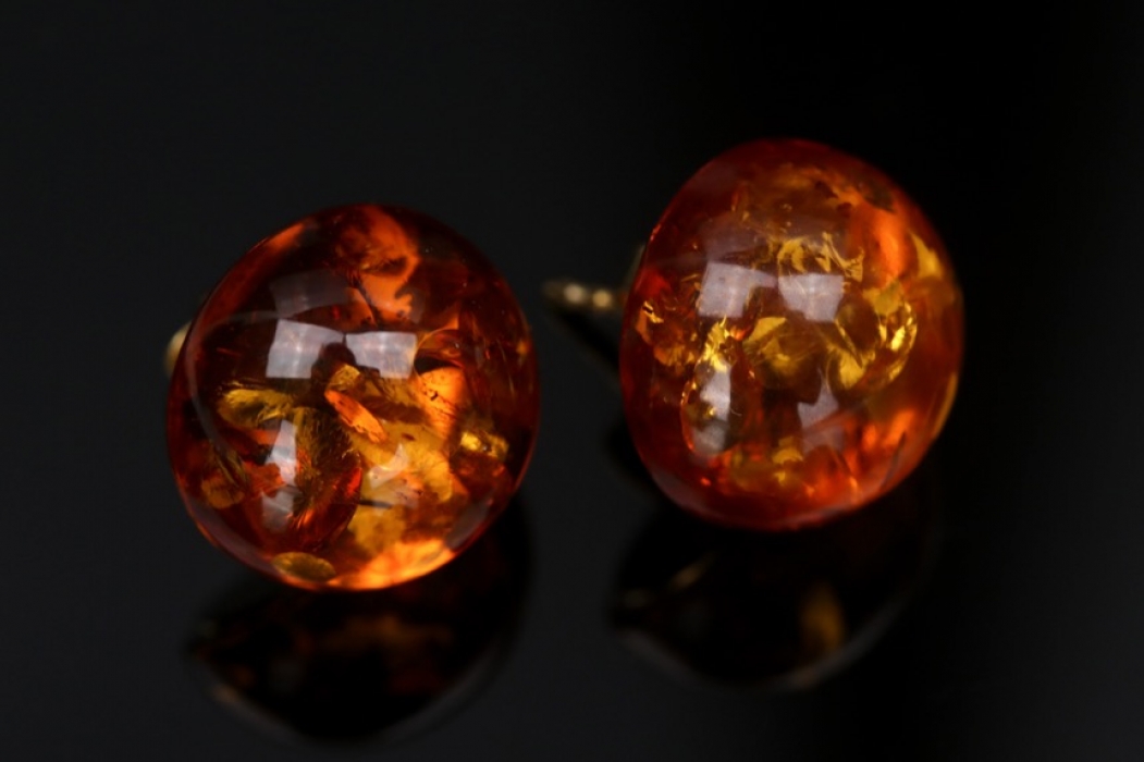 Golden ear studs with amber