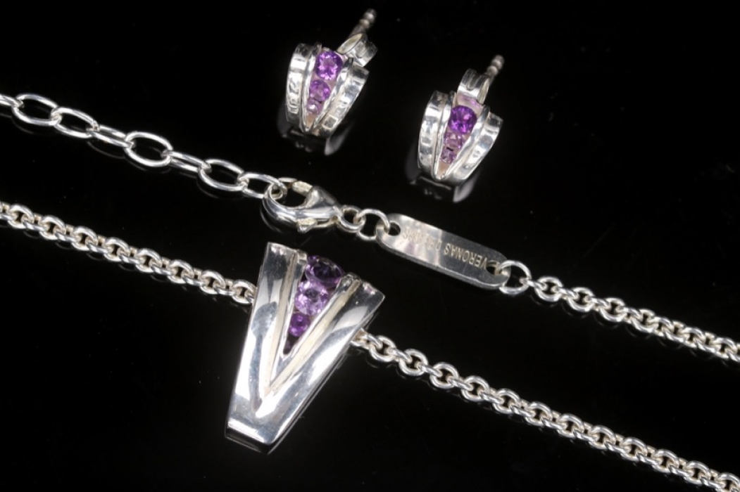 Set | Silver Necklace and Earrings with Amethysts