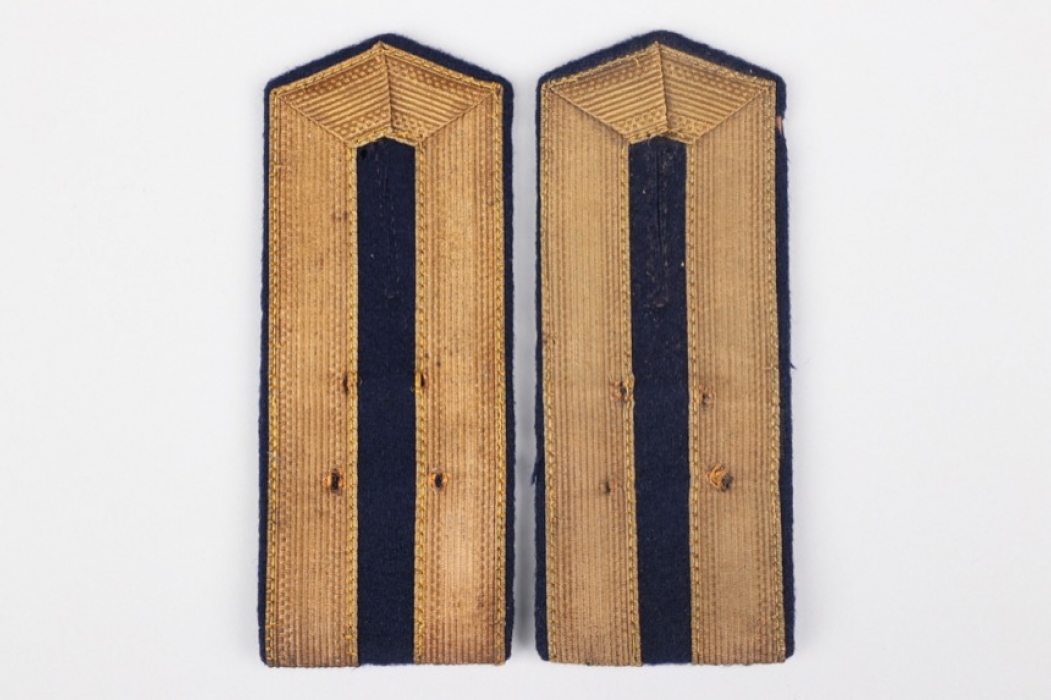 Imperial Germany - Kaiserliche Marine shoulder boards for a deck officer