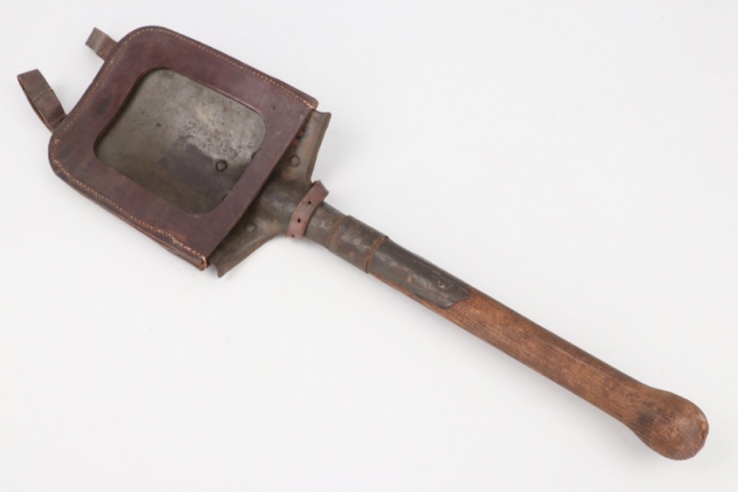 Imperial Germany - field shovel with holster