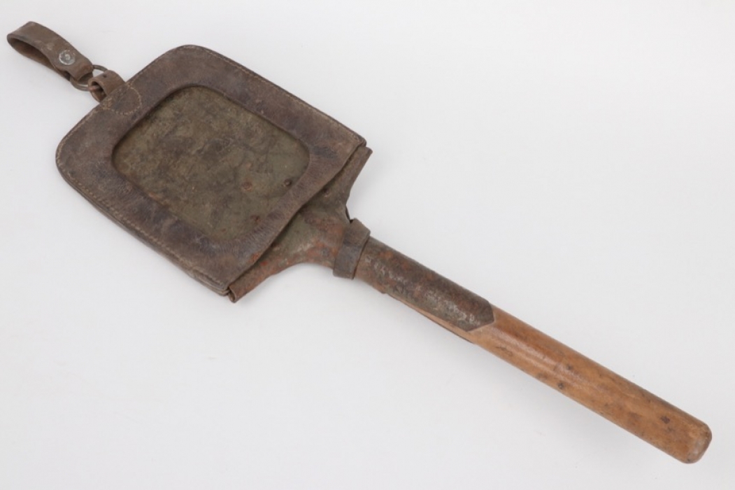Imperial Germany - M1898 field shovel with holster