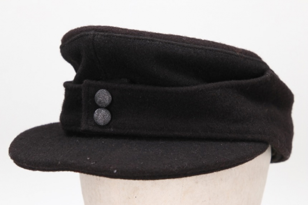 Heer Panzer M43 field cap (privately purchased)