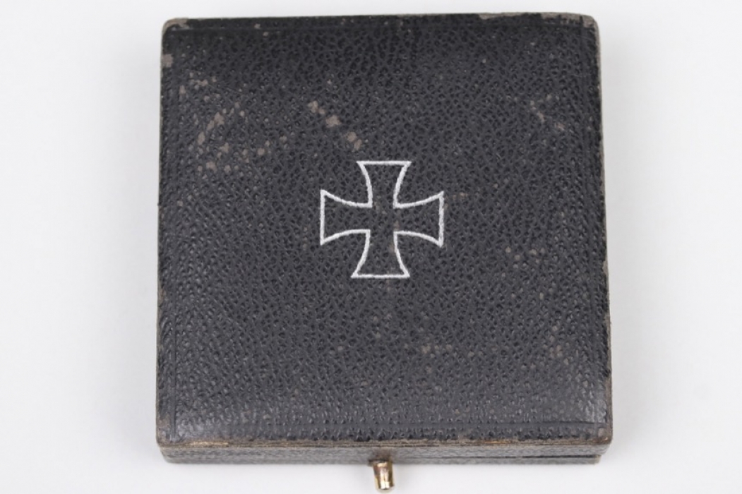 Case to 1939 Iron Cross 1st Class - Meybauer