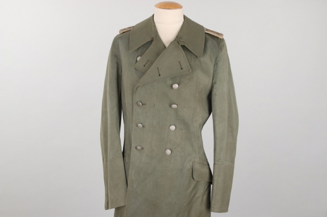Heer Inf.Rgt.39 officer's raincoat