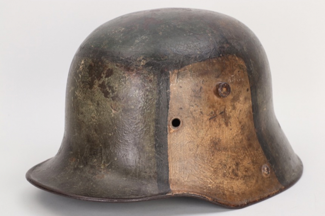 WW1 M16 mimikry camo helmet - battle damaged
