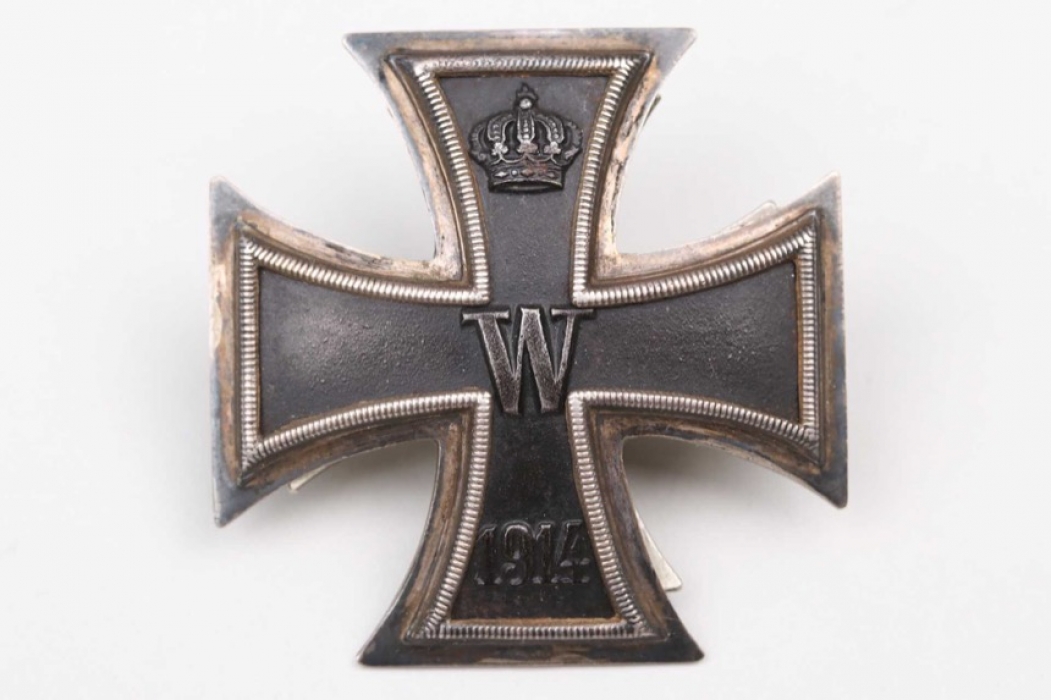1914 Iron Cross 1st Class on screw-back - "800"