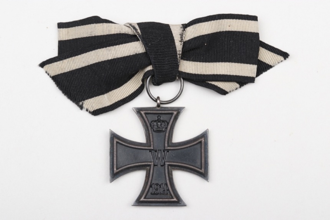 1914 Iron Cross 2nd Class on ribbon bow