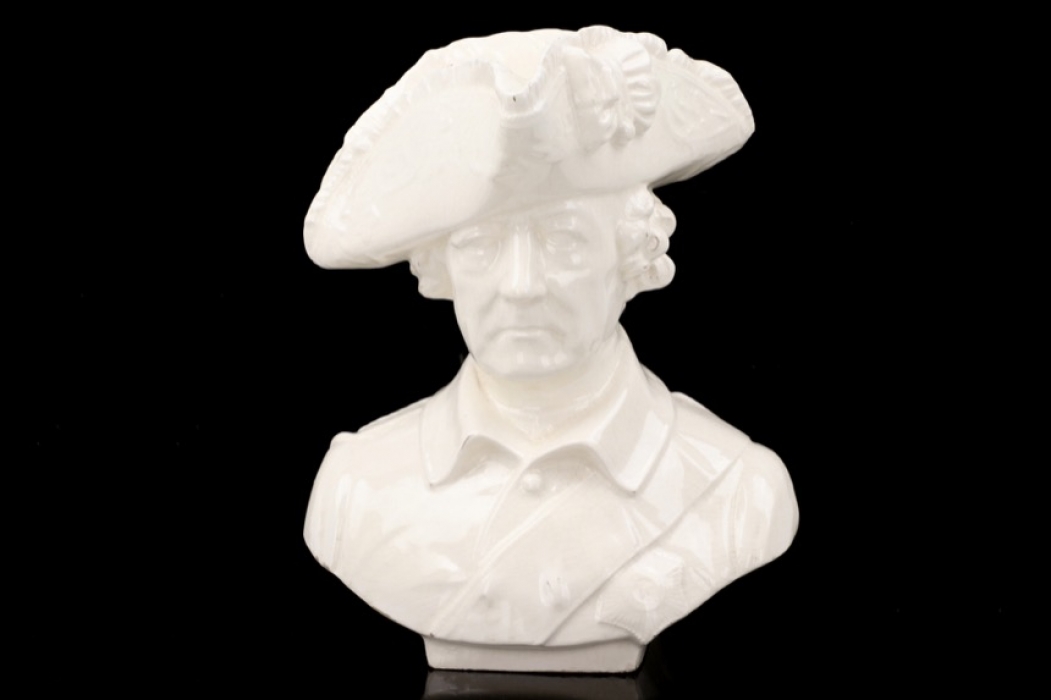 Porcelain bust of Friedrich II. - Rudolf Heinz & Co