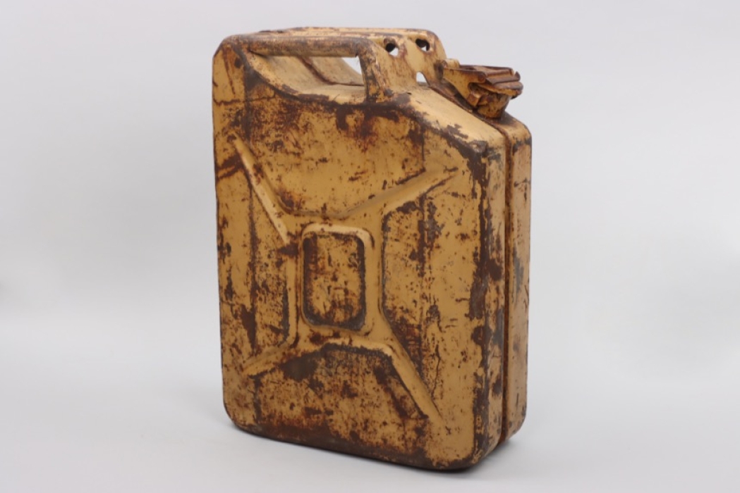 British 1943 tropical jerry can