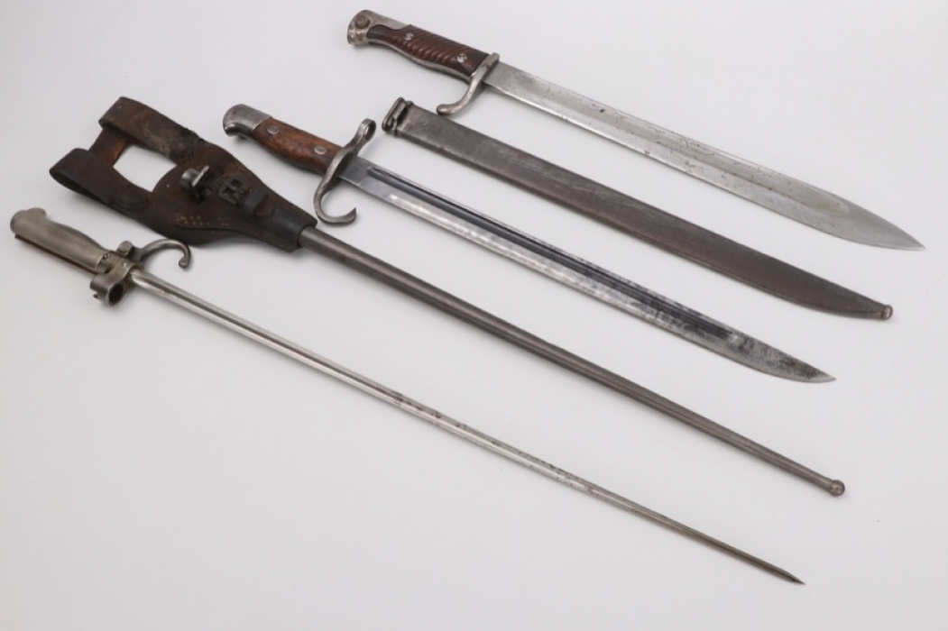 Bayonet SG 98/05 and two two foreign bayonets
