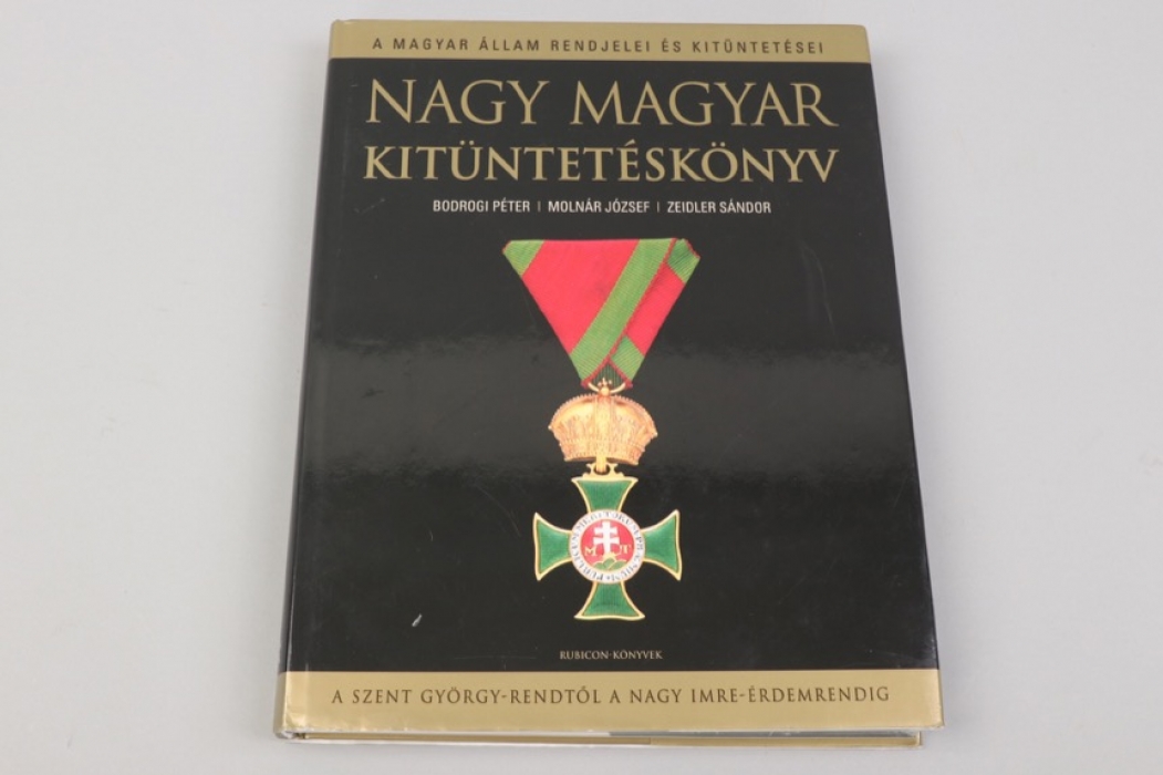 Book "Nagy Magyar Kitünteteskönyv" (KuK Hungarian awards)