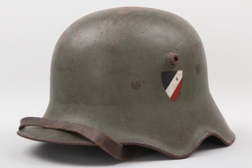 Reichswehr M18 "cut-out" helmet with one decal to Oblt. Radeke - R.R.14