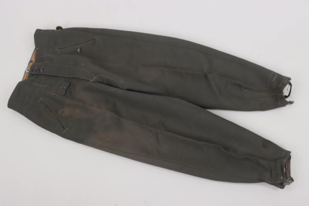 Heer/Waffen-SS M43 field trousers - Italian garbadine (H44)