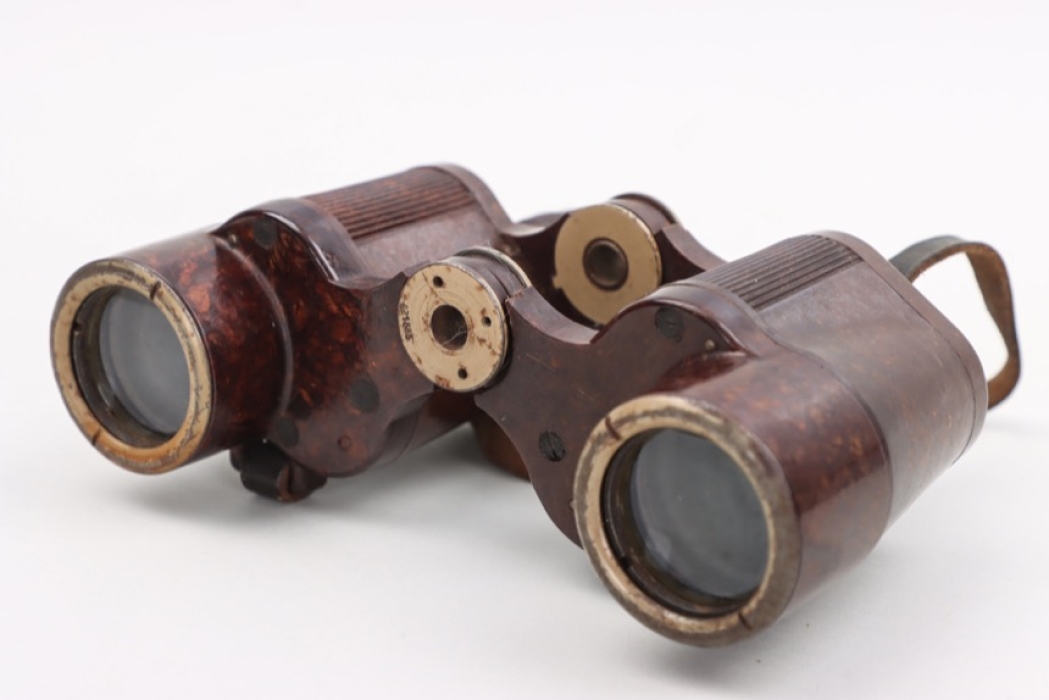 Wehrmacht D.F. 6x30 binoculars - bakelite