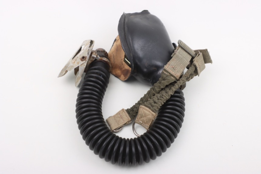 Luftwaffe fighter pilot's oxygen mask - "bwz" (Auer)