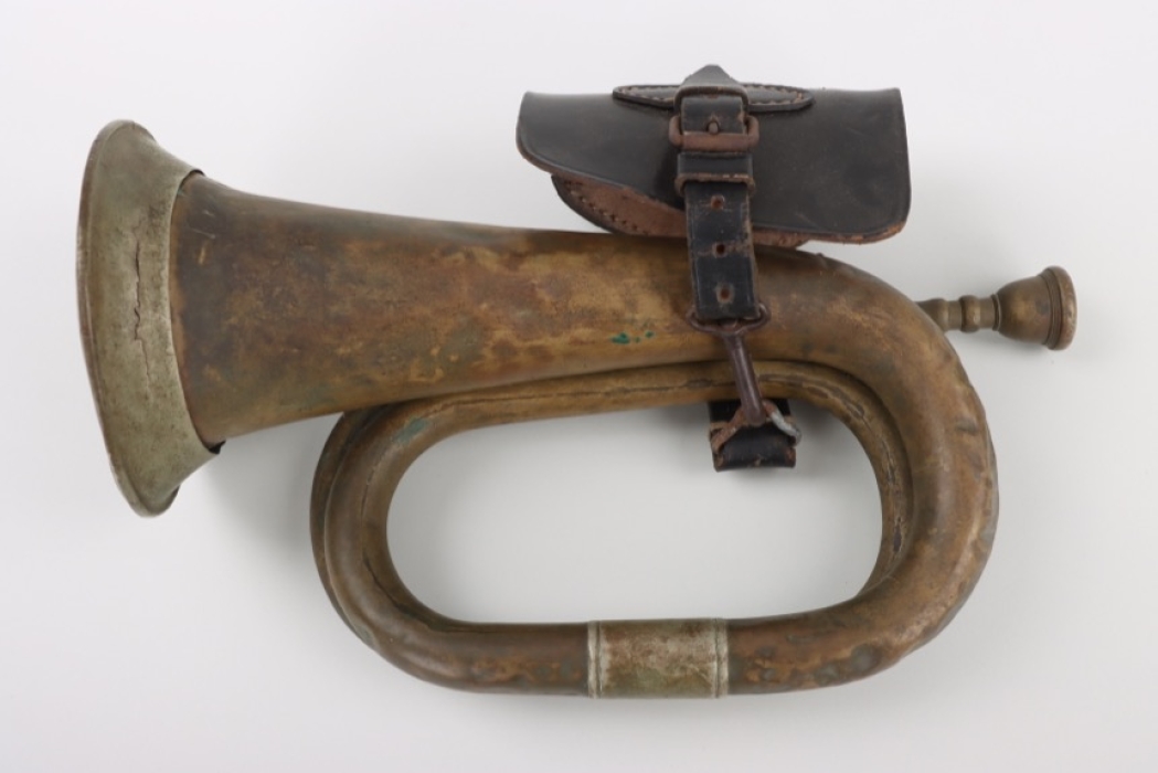 Wehrmacht signal horn with leather holster