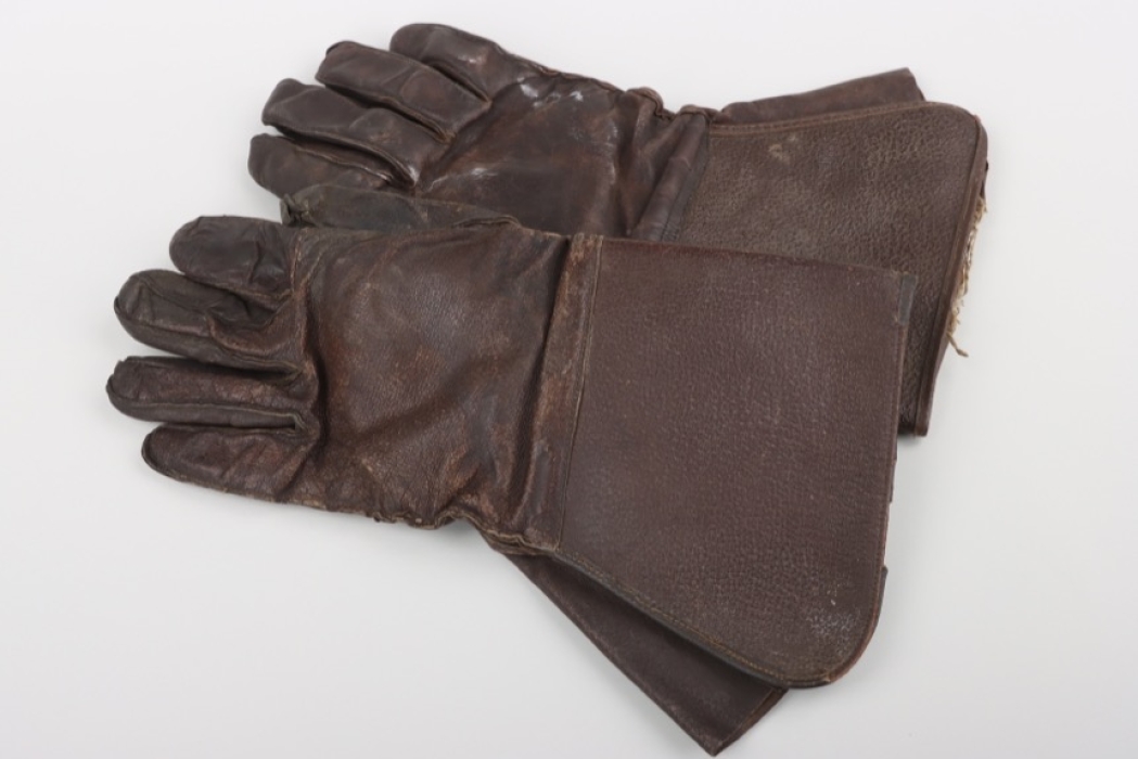 Luftwaffe flight gloves