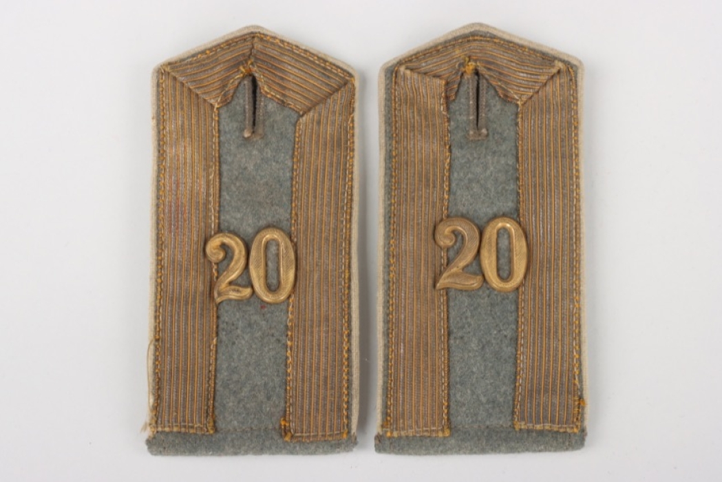WWI shoulder boards for a deputy officer of the Infanterie-Regiment 20