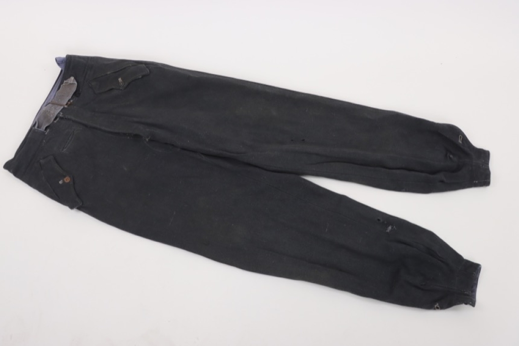 Blackened Heer grey assault gunner's trousers