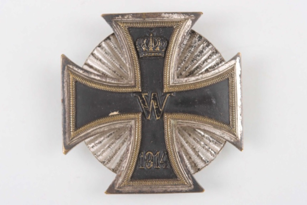 1914 Iron Cross 1st Class early Schinkel, Clamshell Screwback