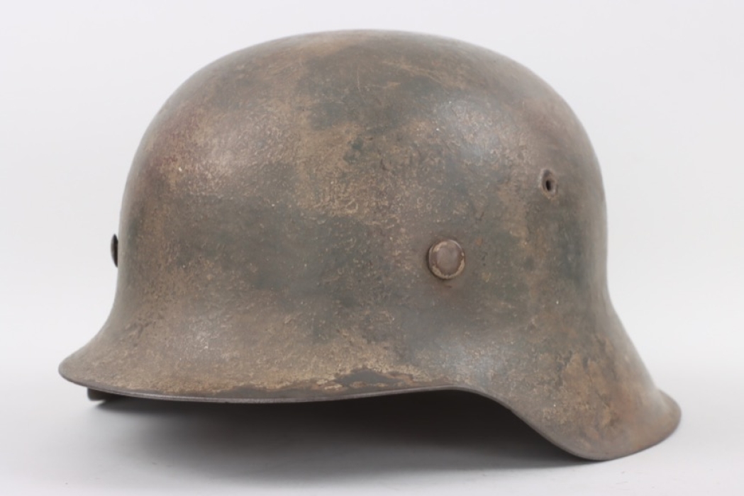 Heer M42 helmet - with camouflage paint