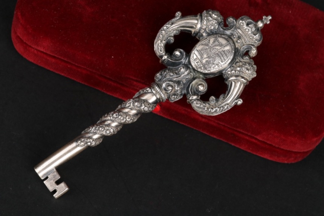 Vatican - Chamberlain Key
