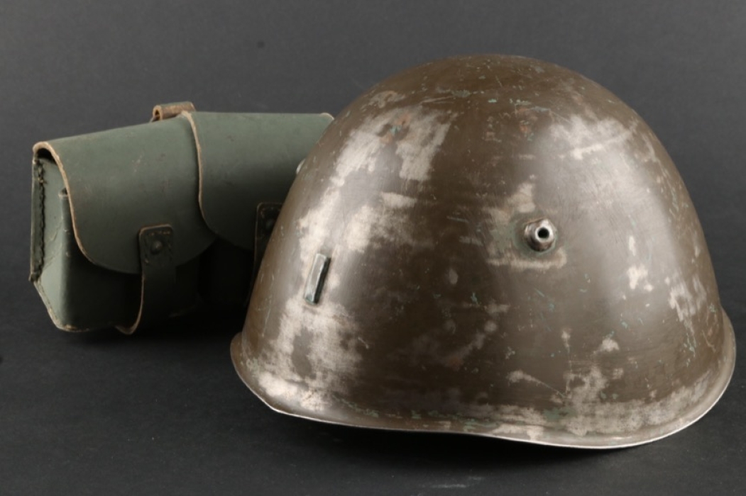 Italy - M33 Helmet and Ammo Puch