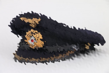 Kriegsmarine officers visor cap for a Leutnant