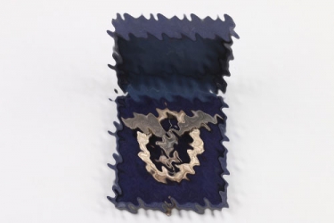 Luftwaffe Pilot's Badge (B&N L) in case 