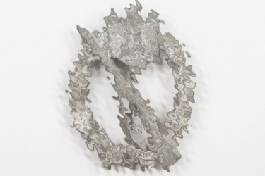 Infantry Assault Badge in silver - semi-hollow