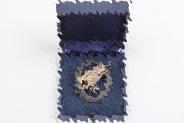Luftwaffe Paratrooper Badge (Assmann) in case