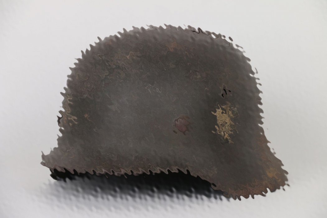 Heer M40 single decal helmet (battle damaged) 