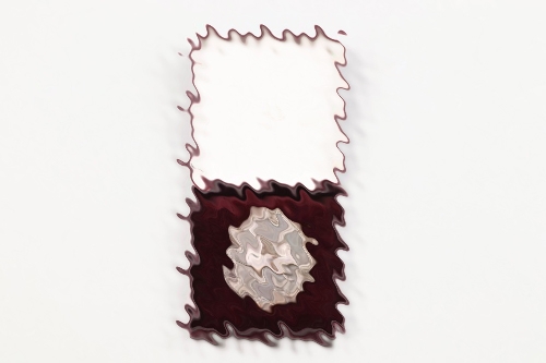 Wound Badge in silver in case - tombak