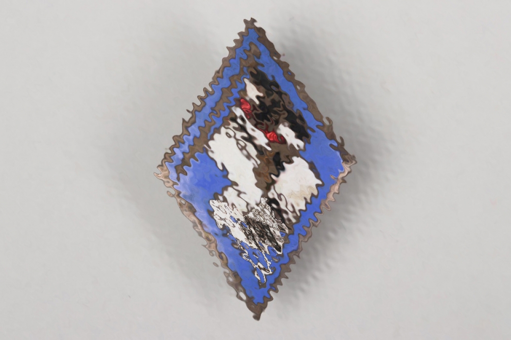 Bund Reichskriegsflagge membership badge - 1st pattern