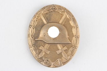 Wound Badge in gold - 127 marked
