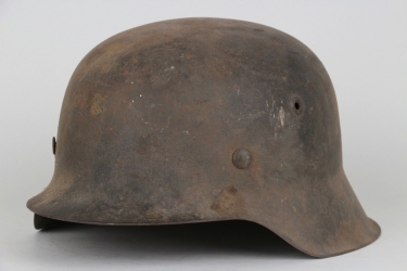 Wehrmacht M42 helmet - barn find
