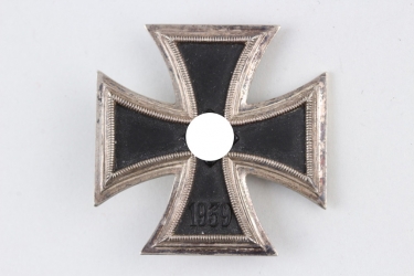 1939 Iron Cross 1st Class L/14 marked 