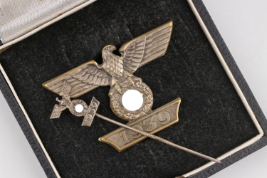 1939 (1st pattern) Clasp to Iron Cross 1st Class in case 