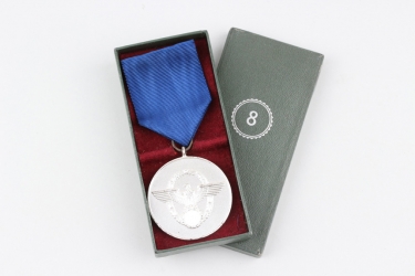 Police 8 years Service Award in case 