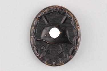 Wound Badge in black - 107 marked