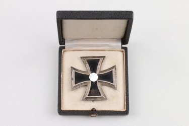 1939 Iron Cross 1st Class (Mayer) in case 