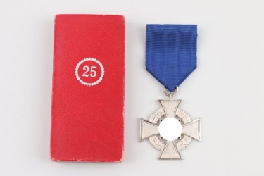 25 years Faithful Service Decoration in case