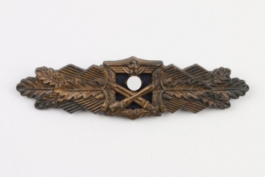 Close Combat Clasp in bronze - A.G.M.u.K. 