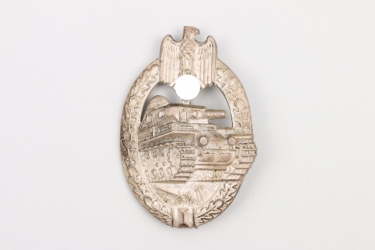 Tank Assault Badge in silver - A.S. (hollow) 
