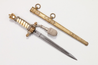 Kriegsmarine officer's dagger with damascus blade to Wilhelm v. Borries